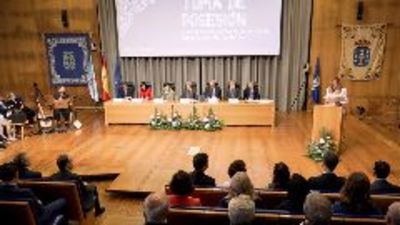 Carmen García Mateo toma posesión Investidura_100