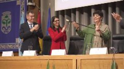 Carmen García Mateo toma posesión Investidura_95